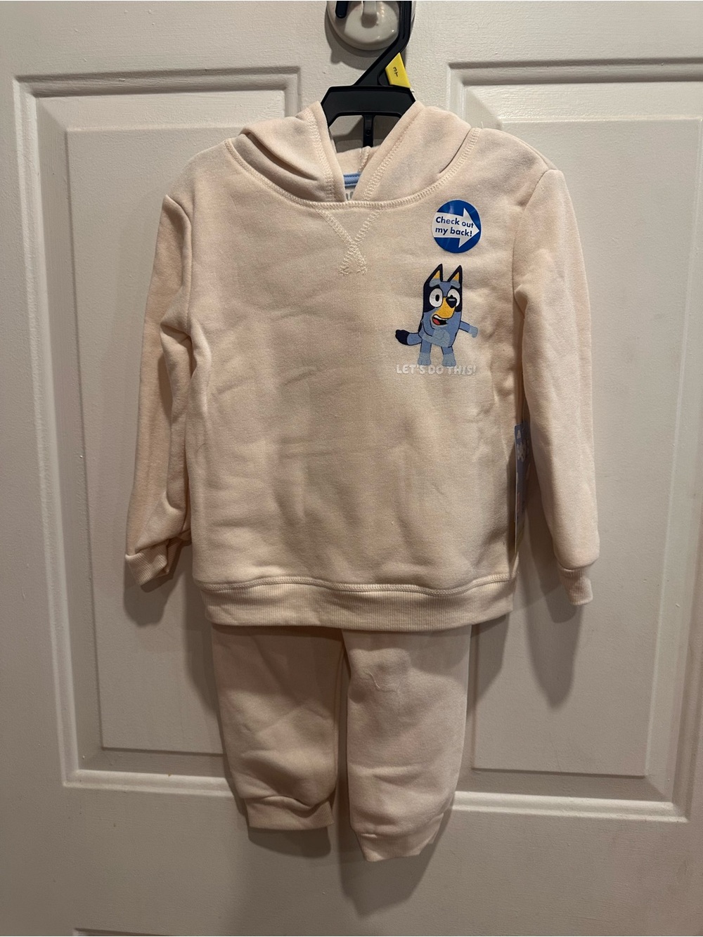 Bluey 3T Cream Kids Hoodie & Joggers Pants Set Unisex